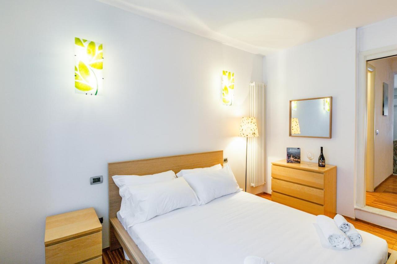 Ponte Solferino Bright & Cozy Apartment Pisa Bagian luar foto